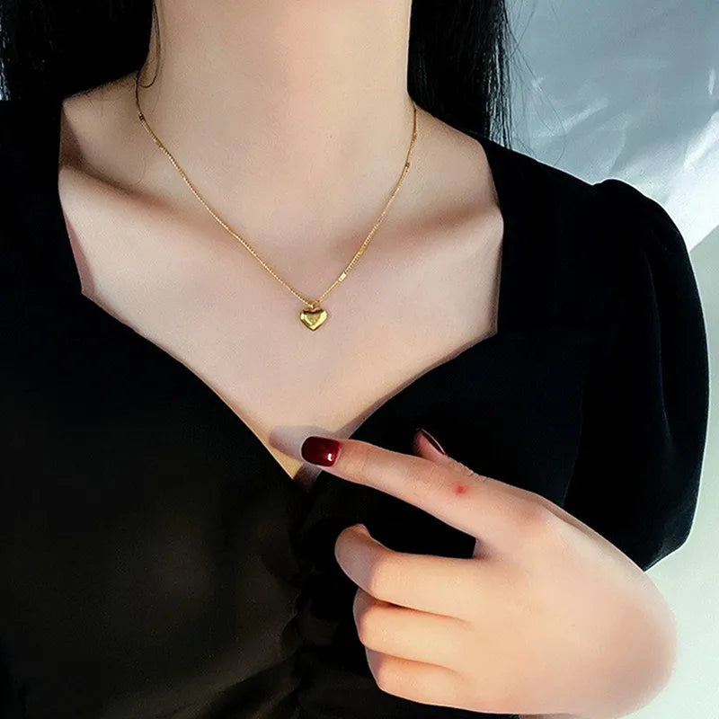 Gold Color Heart Pendant Chokers Necklace